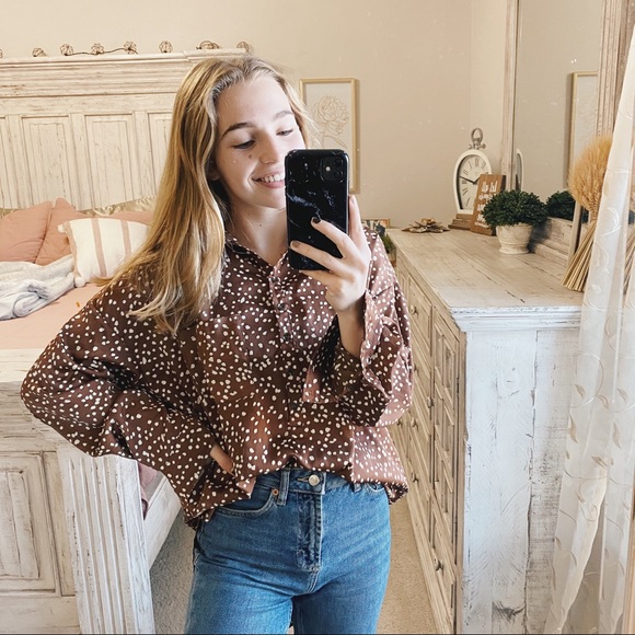 Umgee Tops - UMGEE BLOUSE LARGE POLKA DOT TAN